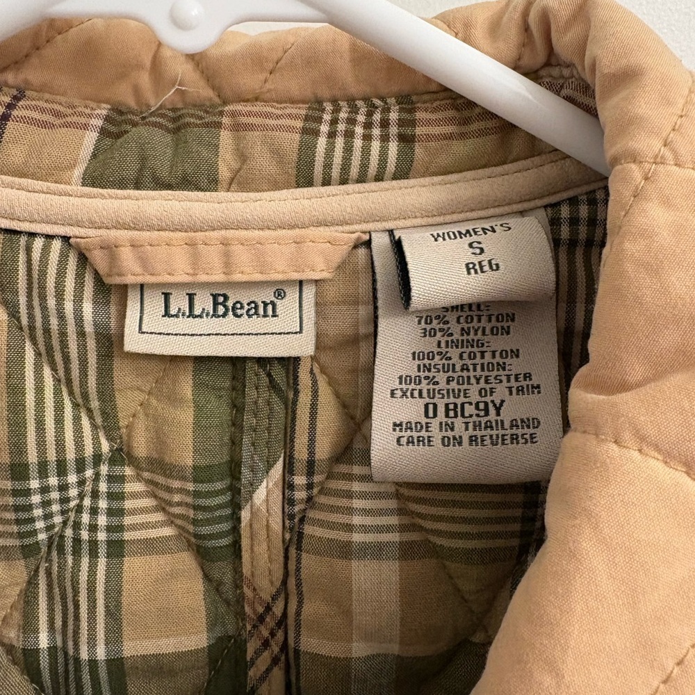 Vintage LL Bean Quilted Khaki Plaid Insulated Barn Coat Size Small - Picture 4 of 17
